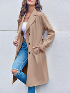 Khaki dubbele rij trenchcoat voor dames - met ceintuur in de taille - Bakkermode.nl