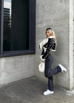 Leren damesjas met sherpa-accent - korte zwarte jas met ritssluiting - Bakkermode.nl