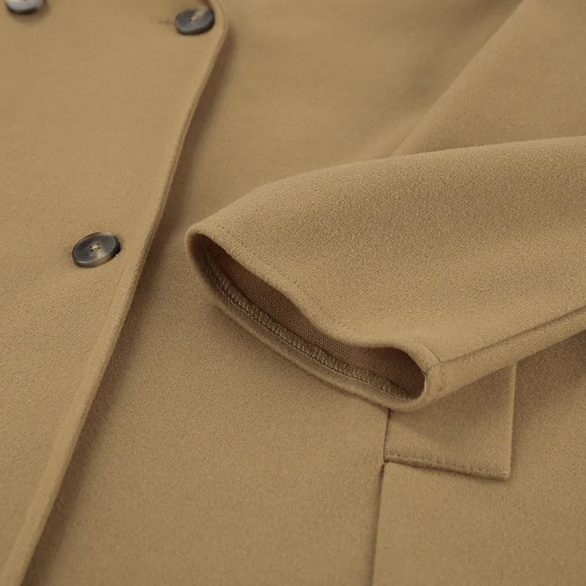 Elegante dubbellaagse cameljas voor dames - chique getailleerde winterjas - Bakkermode.nl