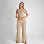 Dames jumpsuit: sleek mouwloos met wijde pijpen - elegante avondmode voor elke gelegenheid