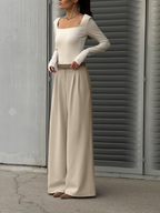 Dames brede pantalon met hoge taille - stijlvolle kantooroutfit voor elegante werklooks