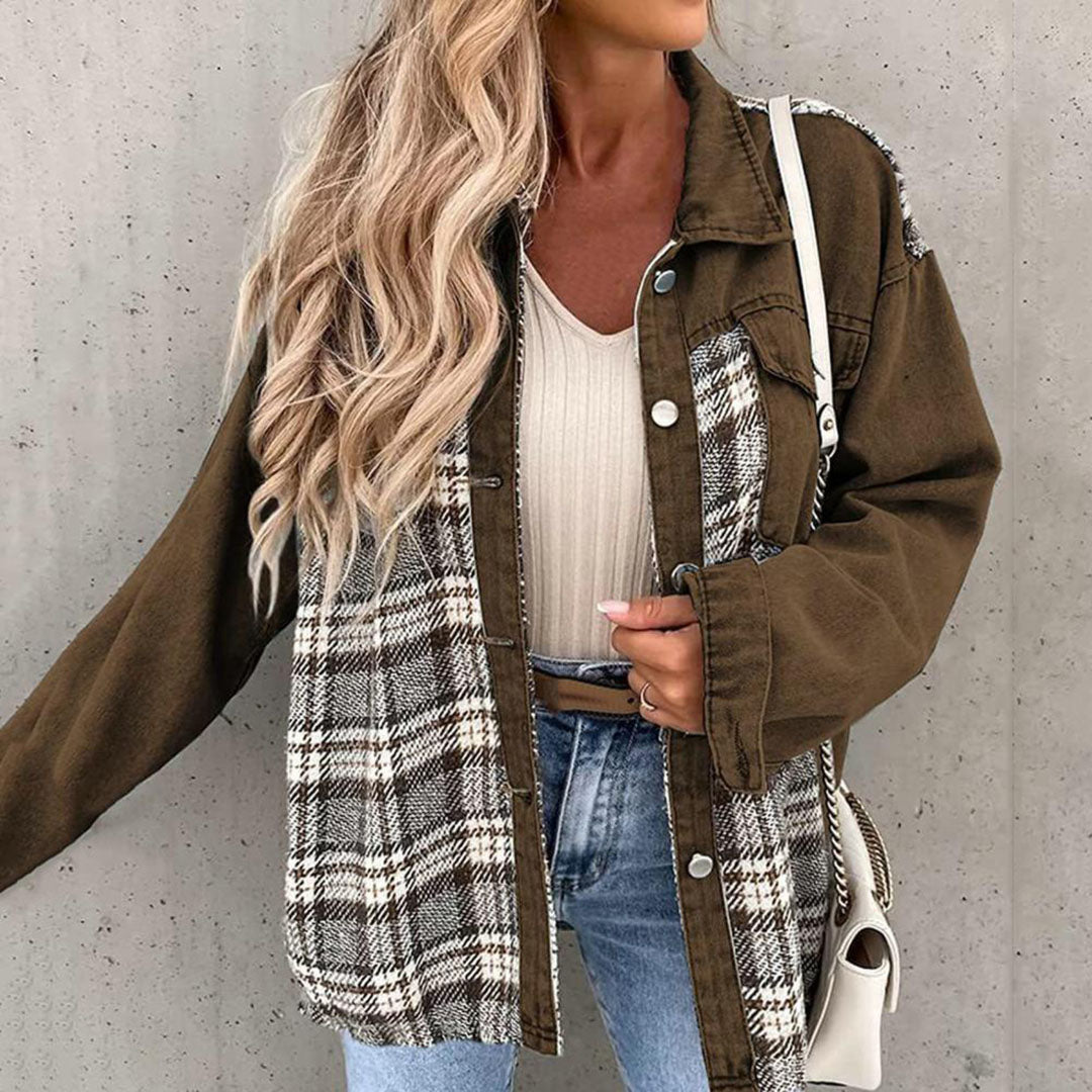 Dames denim shirtjack - stijlvol oversized jack met plaiddetails - Bakkermode.nl