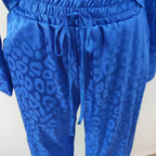 2-delige loungewear set - stijlvolle dames blauwe satijnen co-ord
