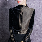 Zwarte fluwelen en glinsterende dames top - luxe ontwerp met staande kraag