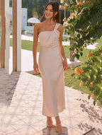 Satin maxi jurk - unieke een-schouder avondgown voor dames