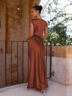 Verfijnde satijnen jurk - v-hals avondjurk voor speciale gelegenheden