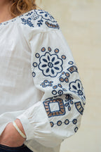 Dames geborduurde blouse in elegant wit met maritieme details - stijlvolle en gezellige casual top