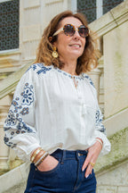 Dames geborduurde blouse in elegant wit met maritieme details - stijlvolle en gezellige casual top
