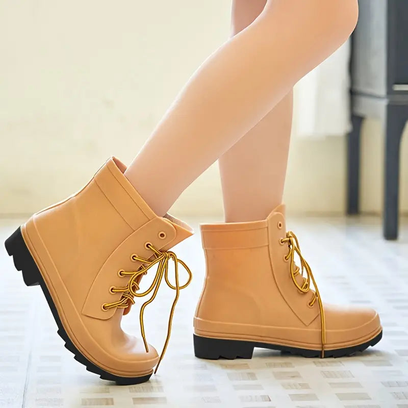 Dames rubberen enkellaarsjes - waterdichte veterschoenen - Bakkermode.nl