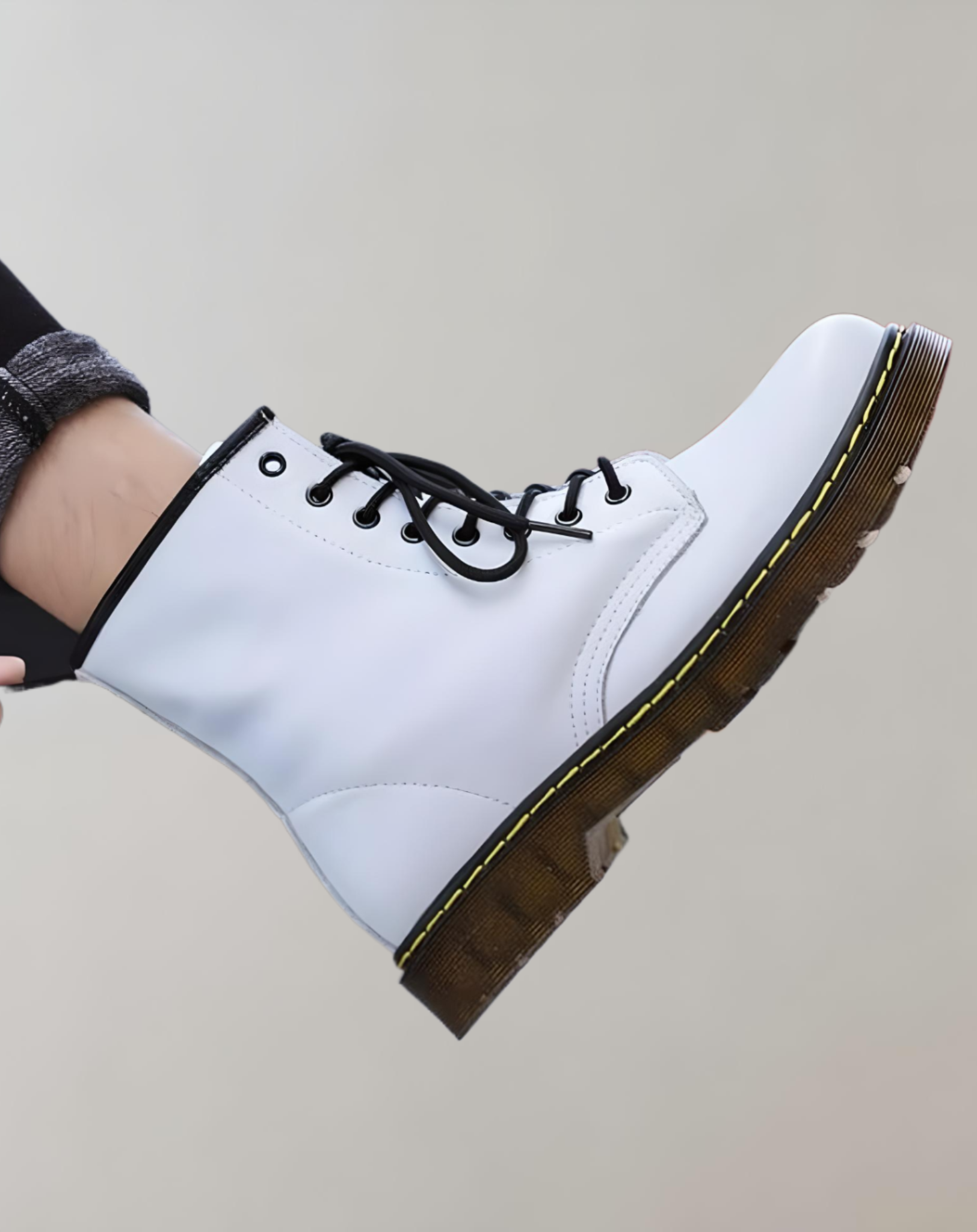 Leren enkelboots - hoge dames schoenen - Bakkermode.nl