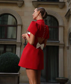 Chique jurk - trendy damesontwerp met unieke mouwdetails