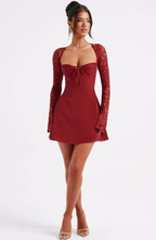 Damesjurk met kanten mouwen - stijlvolle en veelzijdige outfit