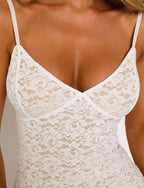 Lange kanten jurk - stijlvolle witte avondgown voor dames