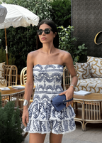 Zomerjurk voor dames met opvallend gelaagd ontwerp in blauw