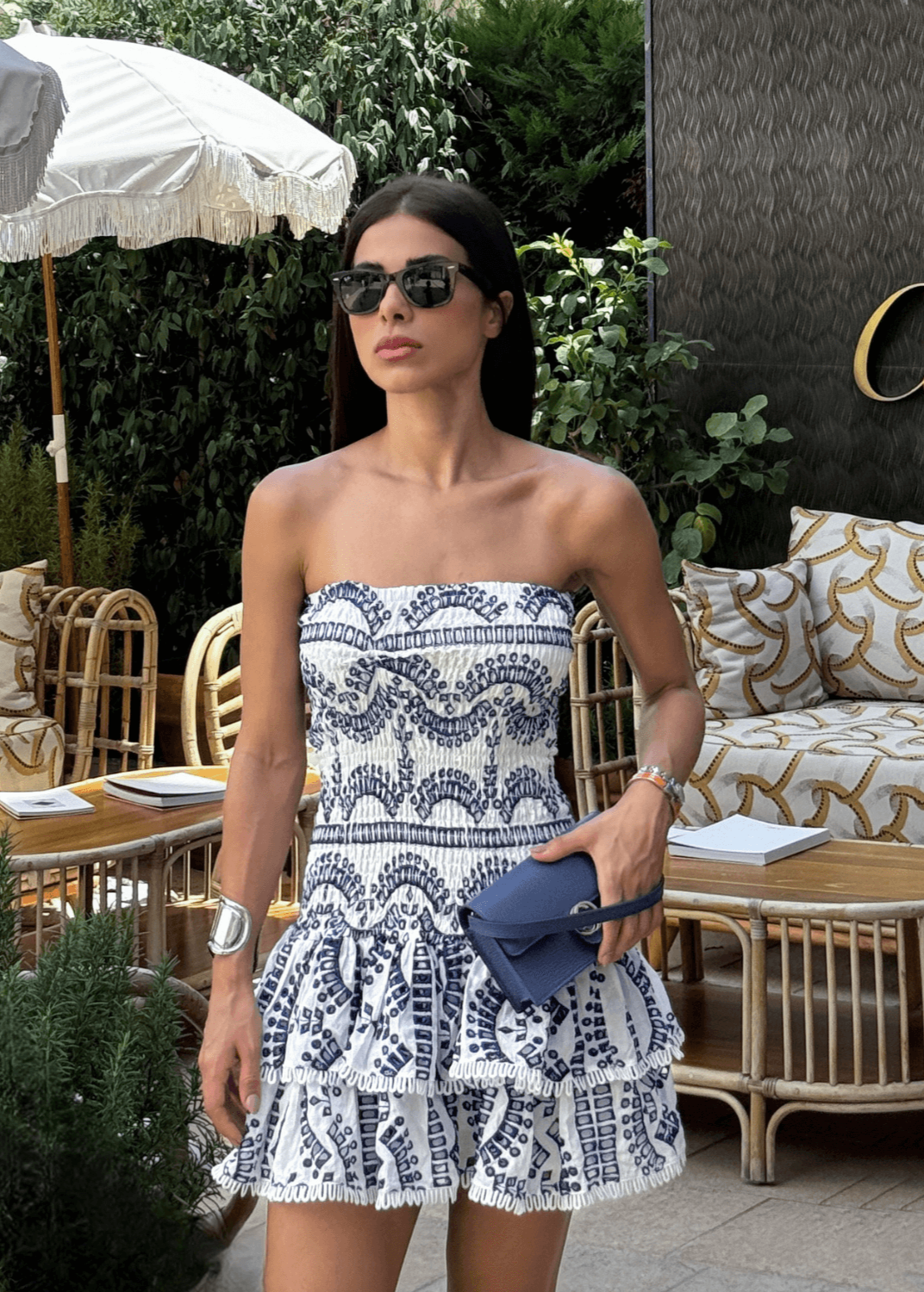 Zomerjurk voor dames met opvallend gelaagd ontwerp in blauw