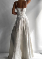 Dames maxi jurk casual beige bloemen met kant achterkant - elegante avondkleding voor speciale gelegenheden