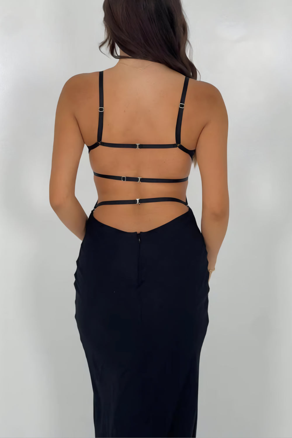 Dames feestjurk met cut-out in elegant zwart - chique avondkleding met mouwloos ontwerp