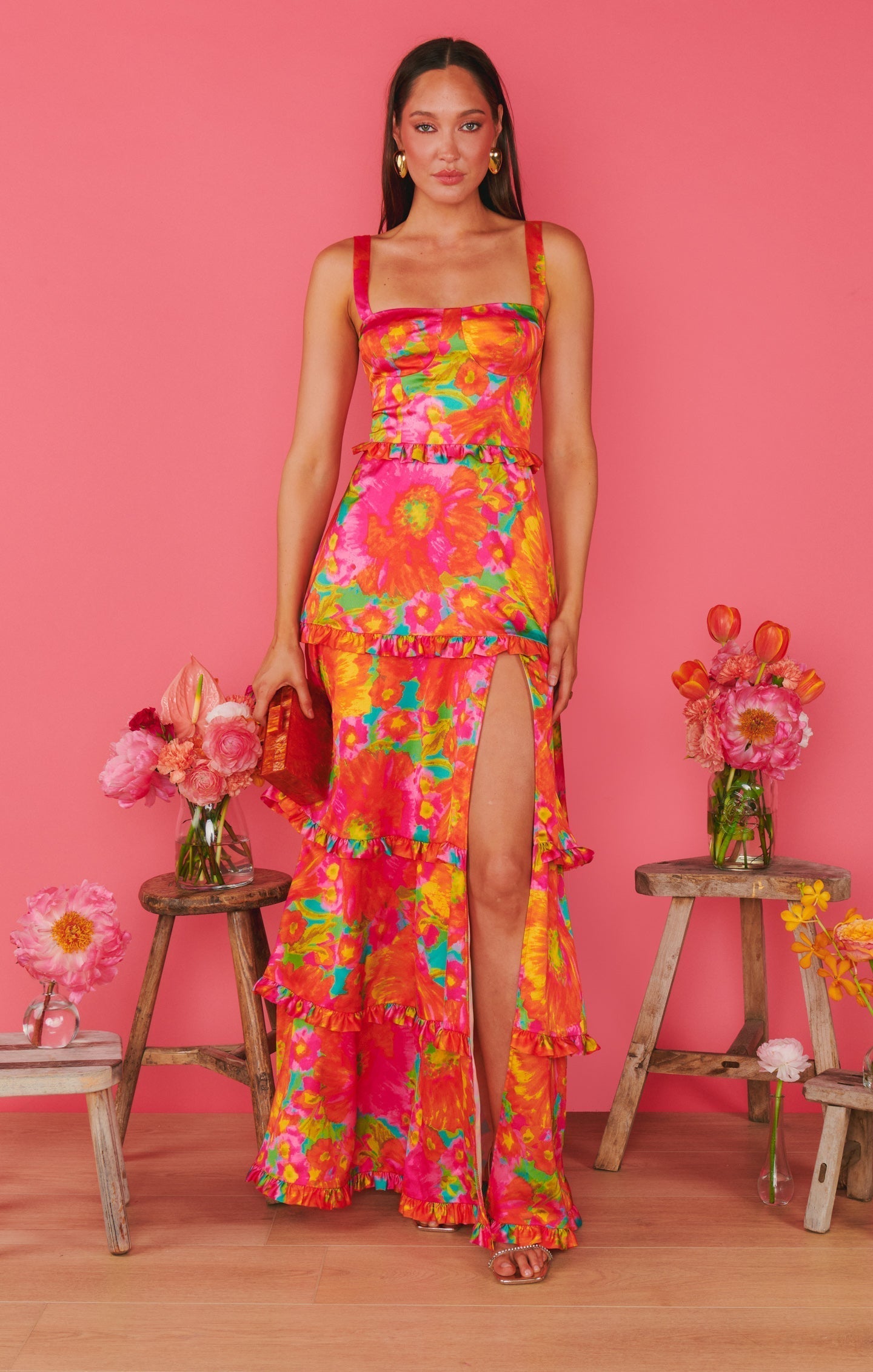 Dames maxi jurk met bloemetjesprint in roze - stijlvolle mouwloze zomerjurk voor casual uitjes