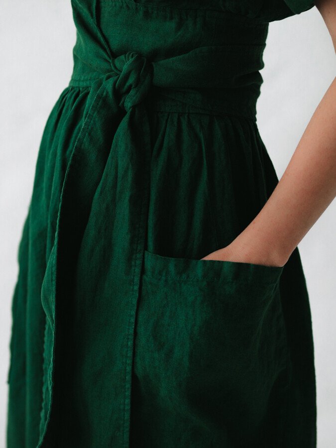 Linnen wikkeljurk met tailleceintuur - elegante midi jurk voor dames