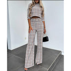 2-delige set voor dames - trendy kantooroutfit met stijlvolle crop top en gesneden broek voor veelzijdig gebruik