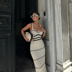 Maxi-jurk met haakje details - stijlvolle zomeroutfits voor bruiloften en tuinfeesten