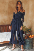 Dames blauwe jumpsuit - off-shoulder kantdesign voor elegante avonden