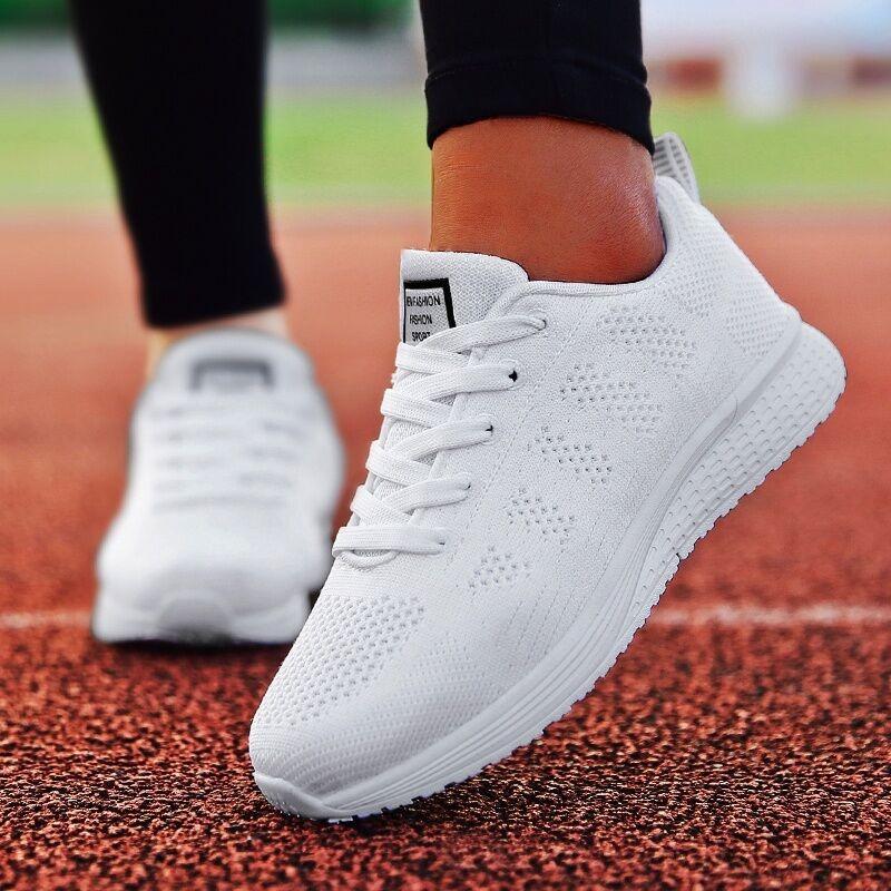 Dames ademende sport sneakers - lichtgewicht zwarte hardloopschoenen - Bakkermode.nl