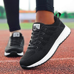 Dames ademende sport sneakers - lichtgewicht zwarte hardloopschoenen - Bakkermode.nl