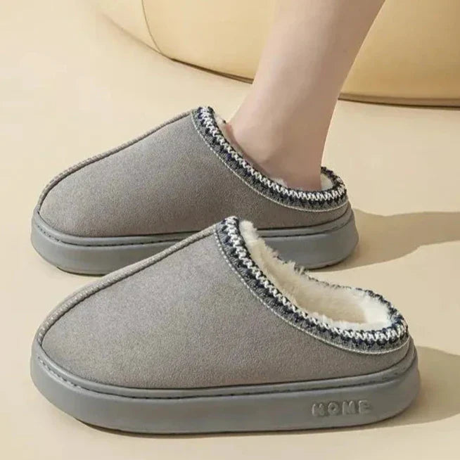 Pluche slip-on sloffen dames – zachte comfortabele huissloffen - Bakkermode.nl