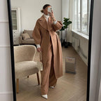 Dubbelrijige trenchcoat - elegante damesbovenkleding - Bakkermode.nl