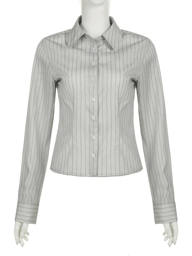 Grijs gestreepte blouse voor dames - tijdloze stijl