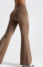 Bruine flared sportbroek met trekkoord - Bakkermode.nl