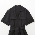 Dames casual jumpsuit korte mouwen met riem in grijs - stijlvolle zomerse outfit met praktische zakken