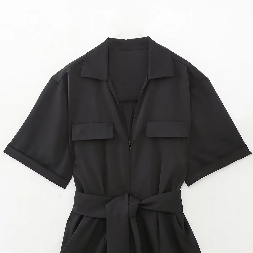 Dames casual jumpsuit korte mouwen met riem in grijs - stijlvolle zomerse outfit met praktische zakken