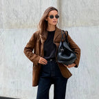 Bruine suede blazer - stijlvolle damesoutwear voor veelzijdige looks