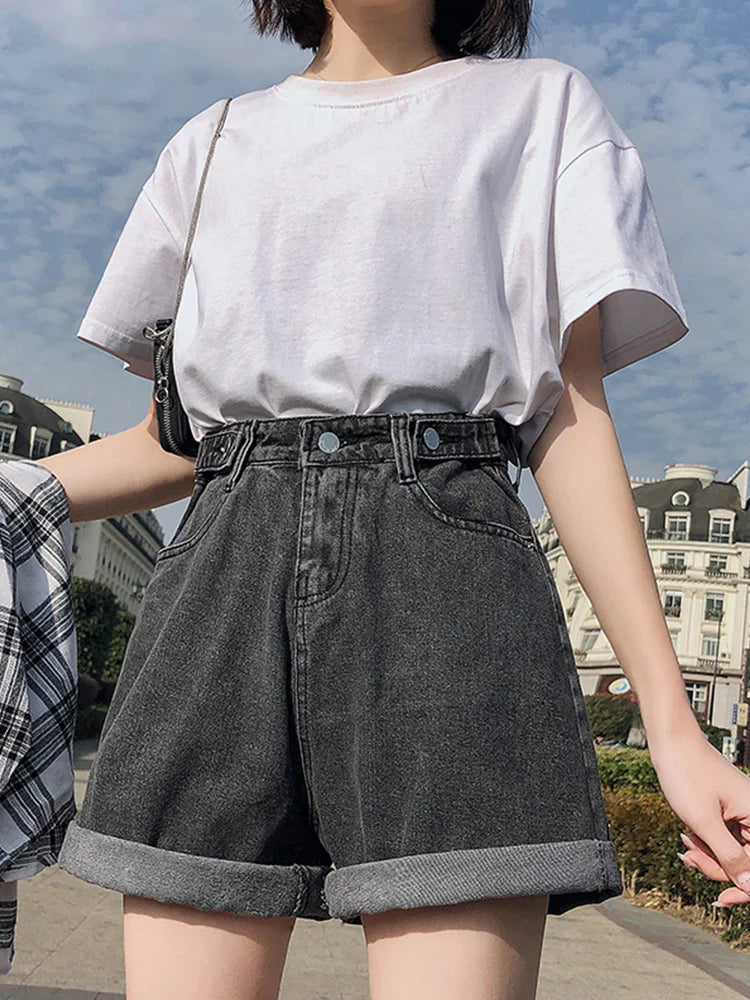 Hoge taille zwarte denim shorts - Bakkermode.nl