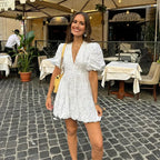 Dames witte geborduurde jurk - verfijnde korte puff mouw outfit