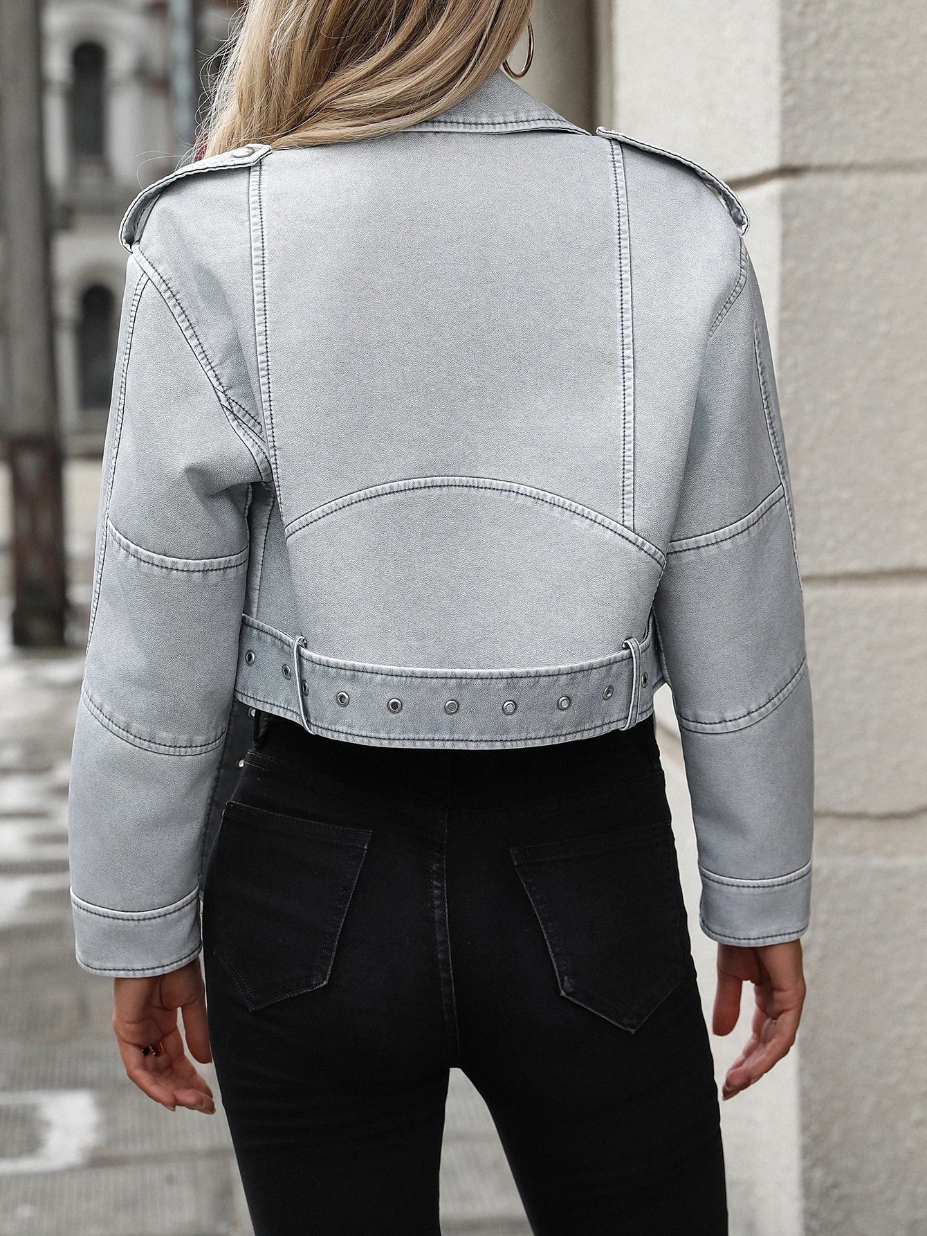 Vintage lichtgrijze leren jas voor dames - stijlvol en casual - Bakkermode.nl