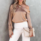 Dames satin blouse met unieke asymmetrische design - elegante lange mouwen top voor casual of zakelijke looks