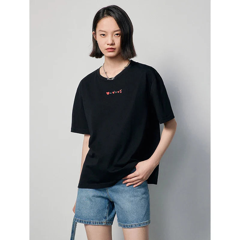 Vrouwelijk T-shirt met borduurdetails - Bakkermode.nl