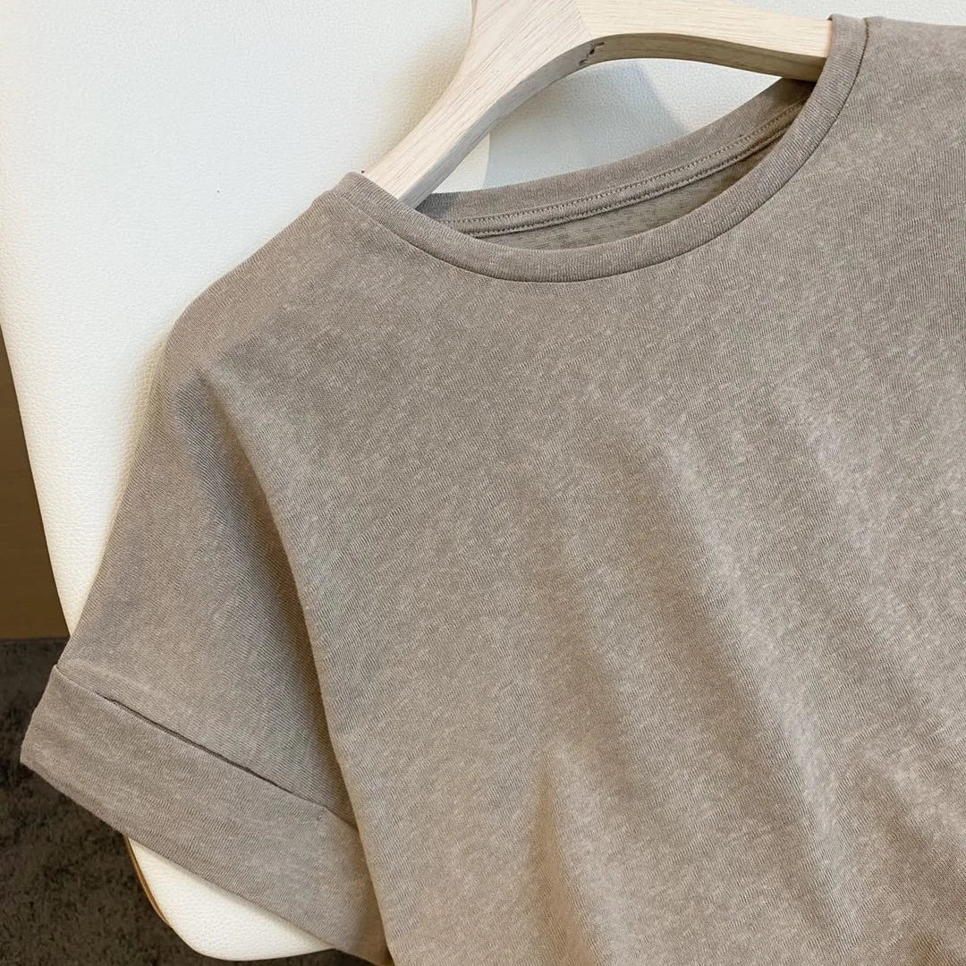 Basic t-shirt met ronde hals en korte mouwen - Bakkermode.nl