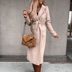 Trenchcoat - elegante lange damesjas met ceintuur