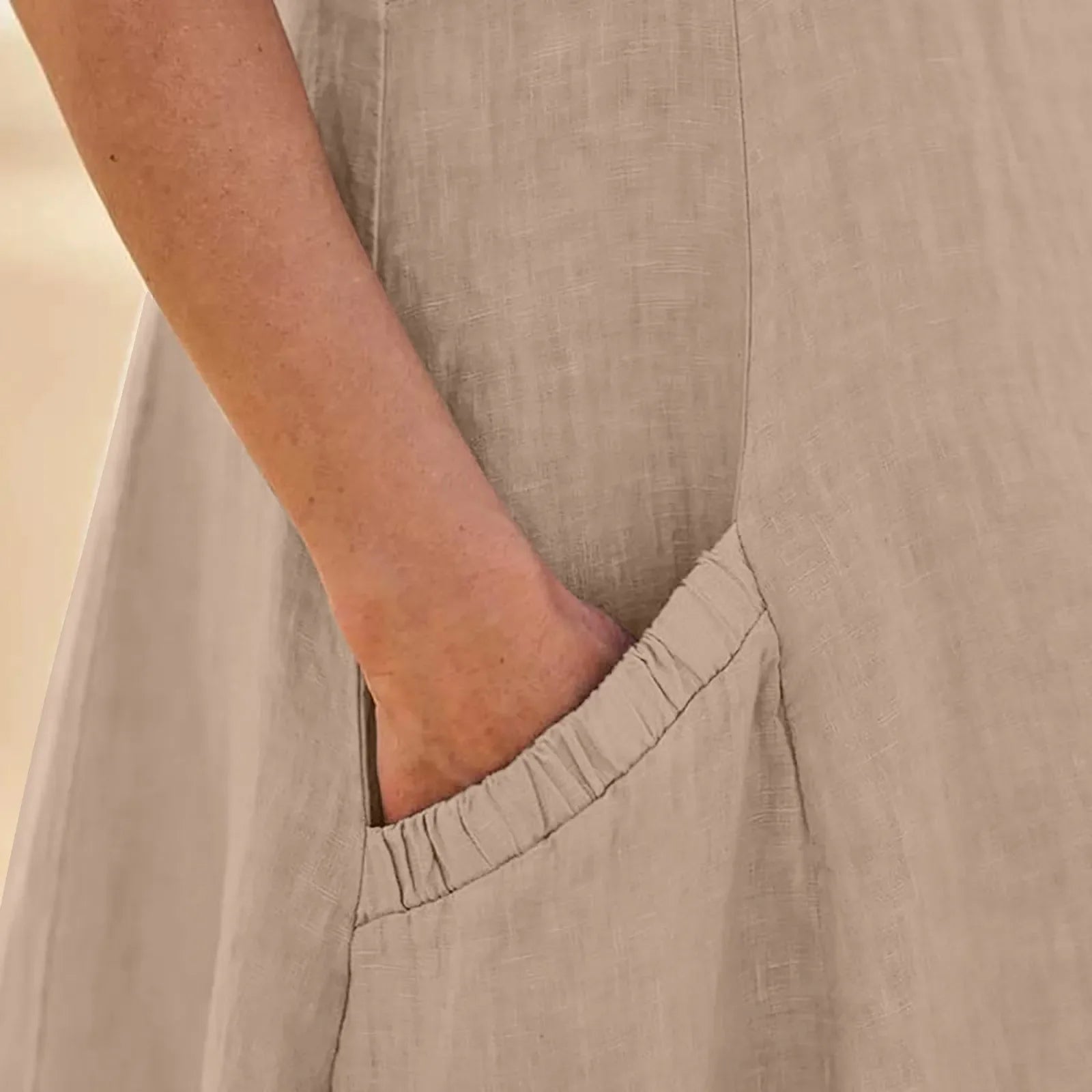 Mouwloze jurk met zakken en wijde pasvorm - Bakkermode.nl