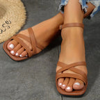 Bruine sandalen met kruisbande en enkelband - Bakkermode.nl