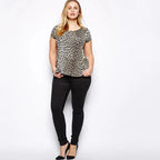 Elegante luipaardprint peplum blouse - Bakkermode.nl