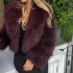 Damesjas van imitatiebont - elegante rode jas met V-hals - Bakkermode.nl