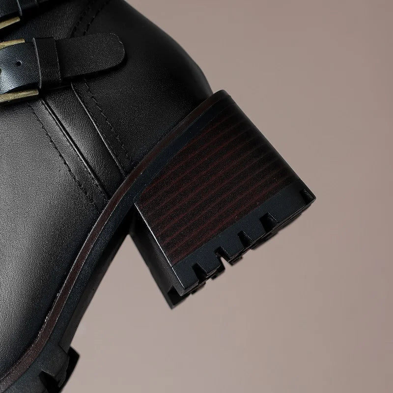 Winter leren enkellaarzen dames – zijrits en dikke hak - Bakkermode.nl