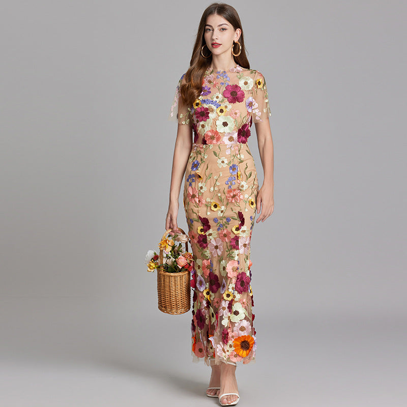 Maxi-jurk met bloemen broderie - elegante avondoutfit voor speciale gelegenheden