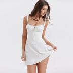 Mini-jurk met spaghettibandjes en ruches - Bakkermode.nl