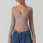 Fitted longsleeve top - elegante dames met v-hals